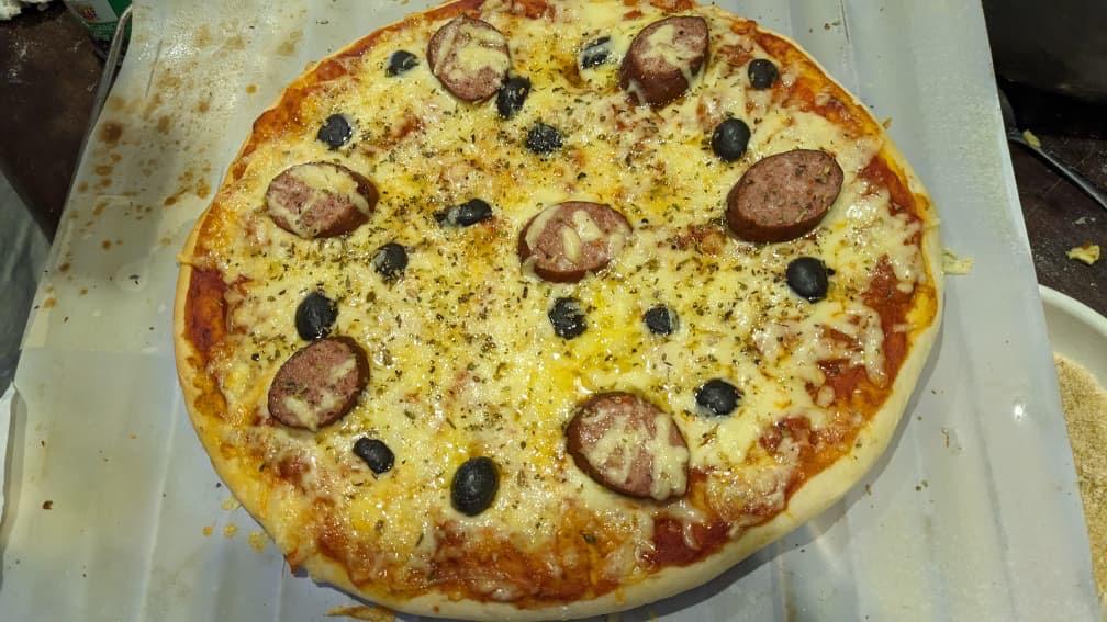 Pizza saucisse
